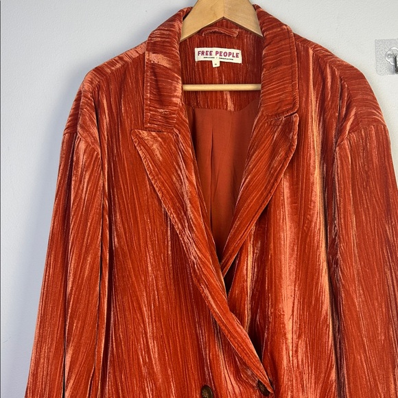 NWOT Free People Daria Crinkle Velvet Long Blazer XL Cinnamon Slouchy Oversized - Picture 4 of 16